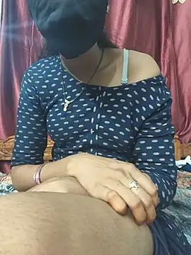 Snapshot of reshma124 chatting on 07.11.26 reshma124 online show from 07.11.26