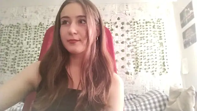 Snapshot of Pollykiss chatting on 06.30.26 Pollykiss online show from 06.30.26