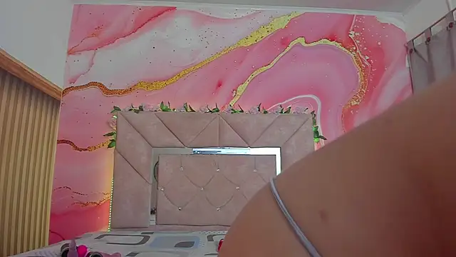 Candy  Moon  online show from 06.11.26