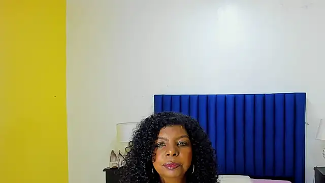 Snapshot of XtinaRave chatting on 05.27.26 XtinaRave online show from 05.27.26