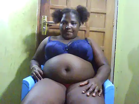 Snapshot of Sweetythighs chatting on 07.07.26 Sweetythighs online show from 07.07.26