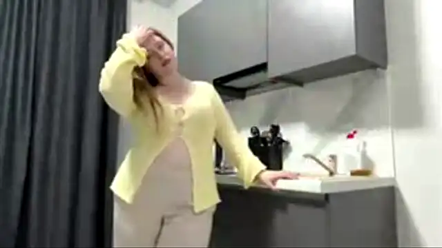 Snapshot of cottonboo chatting on 05.29.26 cottonboo online show from 05.29.26