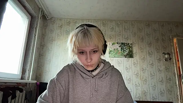 Snapshot of FatimahFroman chatting on 05.31.26 FatimahFroman online show from 05.31.26