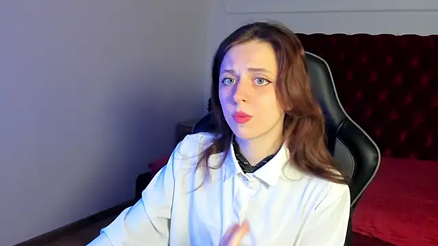 Snapshot of FreyaVeys chatting on 05.31.26 FreyaVeys online show from 05.31.26
