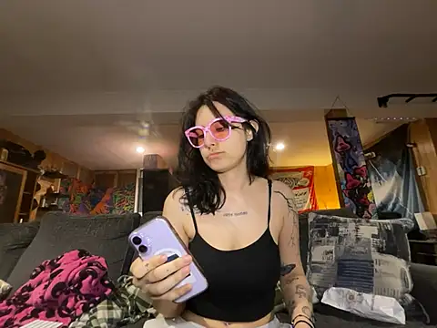 B4BYJINX online show from 06.03.26