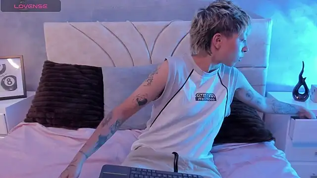 vane grey online show from 06.08.26