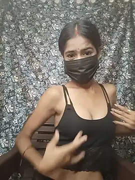 Snapshot of Yogita51 chatting on 05.25.26 Yogita51 online show from 05.25.26
