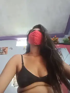 Snapshot of naughty-nishaa chatting on 06.18.26 naughty-nishaa online show from 06.18.26