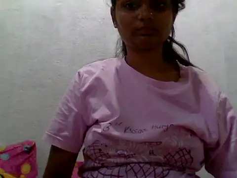 Snapshot of naughty-nishaa chatting on 07.26.26 naughty-nishaa online show from 07.26.26