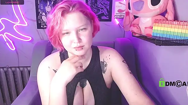 Snapshot of DolliRosees chatting on 06.09.26 DolliRosees online show from 06.09.26