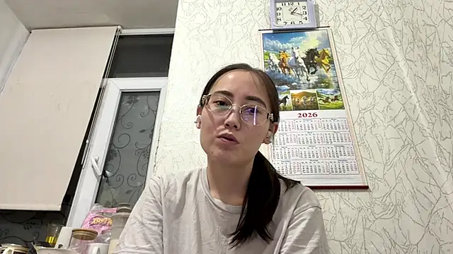Snapshot of VickieTrudo chatting on 06.08.26 VickieTrudo online show from 06.08.26