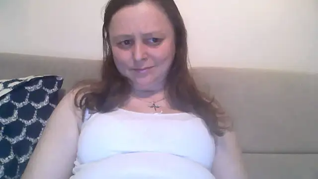 Snapshot of TaylorLovely chatting on 06.03.26 TaylorLovely online show from 06.03.26
