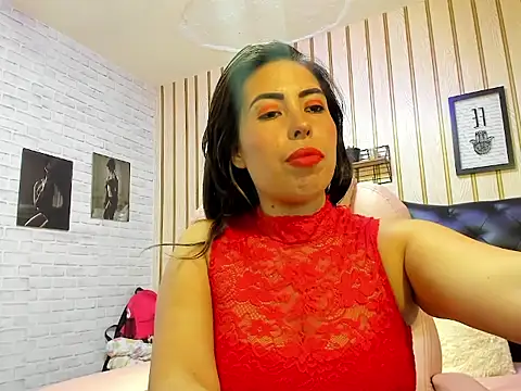 Snapshot of nikki_nikoll chatting on 06.16.26 nikki nikoll online show from 06.16.26
