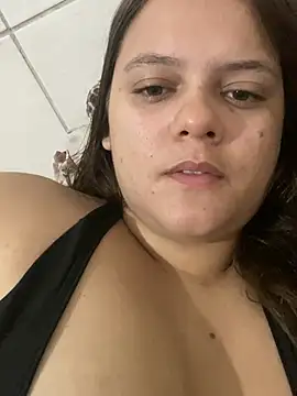 Snapshot of Laryssinha_69 chatting on 06.11.26 Laryssinha 69 online show from 06.11.26
