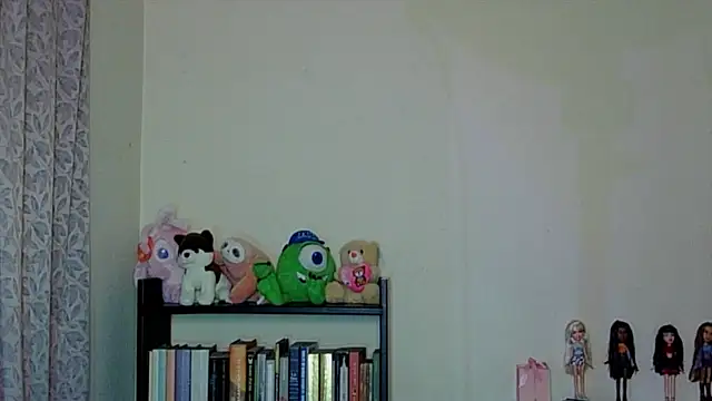 Snapshot of Kali_Hel chatting on 07.15.26 Kali Hel online show from 07.15.26