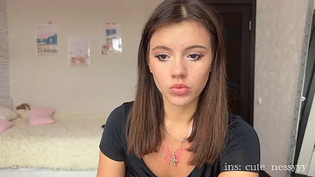 Snapshot of CuteNessy chatting on 07.12.26 CuteNessy online show from 07.12.26