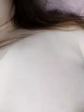 YoenLyy online show from 06.11.26