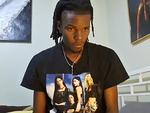 Snapshot of kingsolomondaddzy chatting on 07.10.26 kingsolomondaddzy online show from 07.10.26