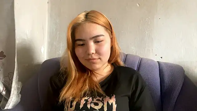 Snapshot of Molly_Teddy chatting on 06.27.26 Molly Teddy online show from 06.27.26