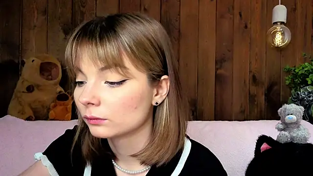 Snapshot of IvoryPesante chatting on 06.13.26 IvoryPesante online show from 06.13.26