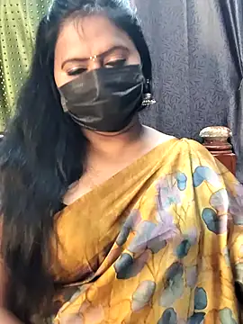 Snapshot of Meera_mia chatting on 05.30.26 Meera mia online show from 05.30.26