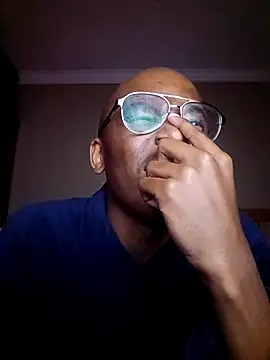 Snapshot of MbeshePTA chatting on 07.05.26 MbeshePTA online show from 07.05.26