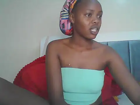 Snapshot of Goodlukinpussy chatting on 06.04.26 Goodlukinpussy online show from 06.04.26