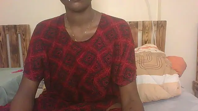 Snapshot of littlebunny_1 chatting on 07.02.26 littlebunny 1 online show from 07.02.26