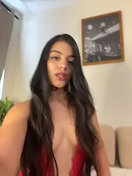 Snapshot of Amel_Rosse chatting on 07.11.26 Amel Rosse online show from 07.11.26