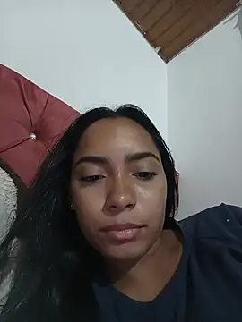 Snapshot of xcleila chatting on 06.01.26 xcleila online show from 06.01.26