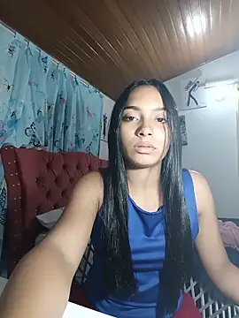 Snapshot of xcleila chatting on 06.09.26 xcleila online show from 06.09.26
