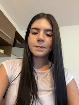 Snapshot of Eilie_xxx chatting on 07.17.26 Eilie xxx online show from 07.17.26