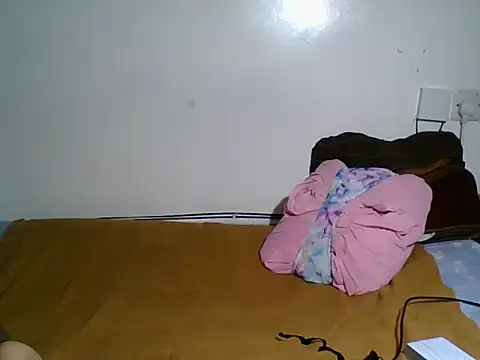 Snapshot of curvy_queen89 chatting on 06.26.26 curvy queen89 online show from 06.26.26