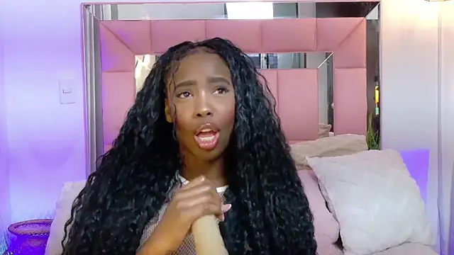 Snapshot of Nia_Williams chatting on 06.18.26 Nia Williams online show from 06.18.26