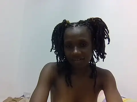 Snapshot of Sexxy_petite1 chatting on 06.16.26 Sexxy petite1 online show from 06.16.26
