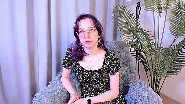 Snapshot of SierraDeliso chatting on 06.02.26 SierraDeliso online show from 06.02.26