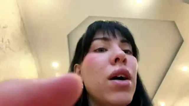 Snapshot of ZettaGawron chatting on 05.31.26 ZettaGawron online show from 05.31.26