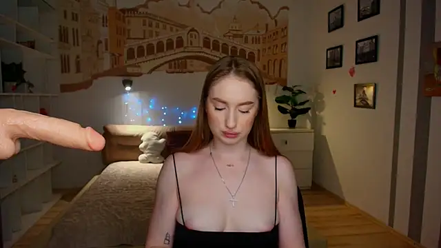 Snapshot of AlisaFoxis chatting on 07.13.26 AlisaFoxis online show from 07.13.26