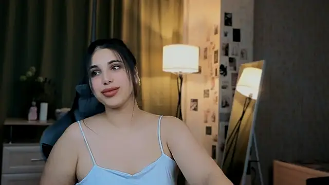 Snapshot of lipsyjanee chatting on 05.30.26 lipsyjanee online show from 05.30.26