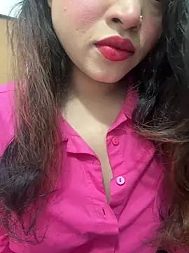 Snapshot of Yours_riya11 chatting on 06.21.26 Yours riya11 online show from 06.21.26