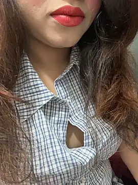 Snapshot of Yours_riya11 chatting on 06.25.26 Yours riya11 online show from 06.25.26