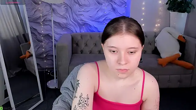 Snapshot of Kylie-Voss chatting on 06.08.26 Kylie-Voss online show from 06.08.26