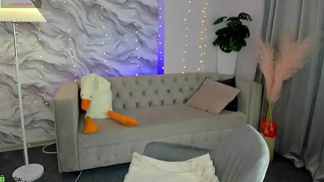Snapshot of Kylie-Voss chatting on 07.09.26 Kylie-Voss online show from 07.09.26
