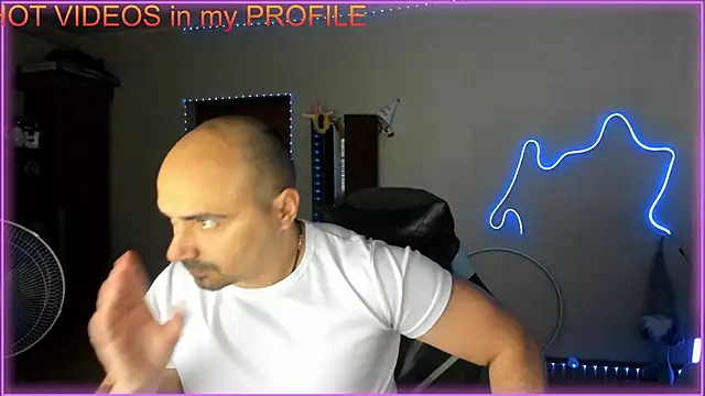 Snapshot of -SexyDaddy- chatting on 06.04.26 -SexyDaddy- online show from 06.04.26