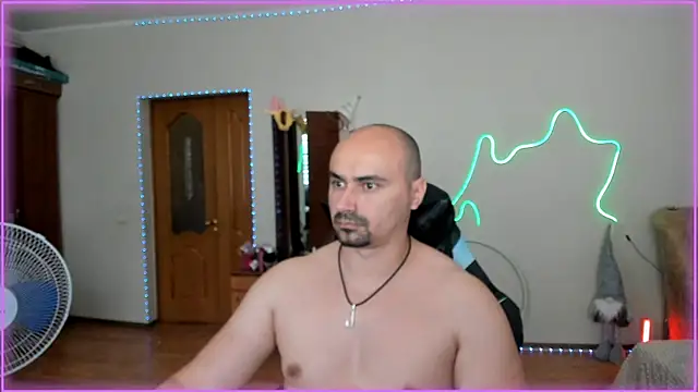 Snapshot of -SexyDaddy- chatting on 06.13.26 -SexyDaddy- online show from 06.13.26