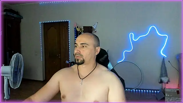 Snapshot of -SexyDaddy- chatting on 07.08.26 -SexyDaddy- online show from 07.08.26