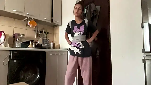 Snapshot of SindyKay chatting on 07.02.26 SindyKay online show from 07.02.26