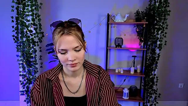 Snapshot of Milena_Stasym chatting on 06.11.26 Milena Stasym online show from 06.11.26