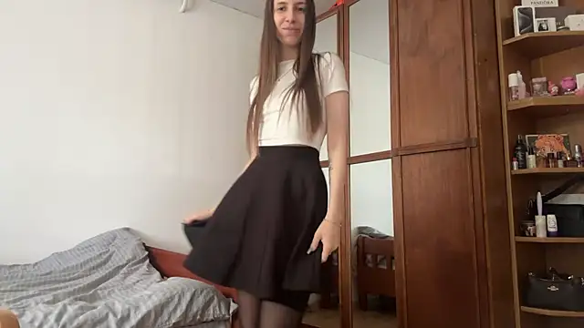Snapshot of KathlineSutherlin chatting on 06.01.26 KathlineSutherlin online show from 06.01.26