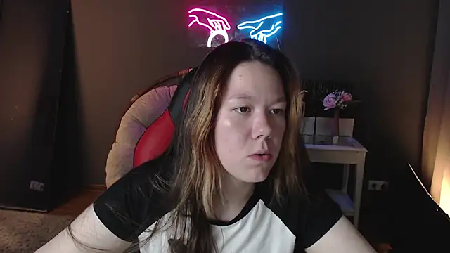 Snapshot of Nabi_Brown chatting on 06.24.26 Nabi Brown online show from 06.24.26